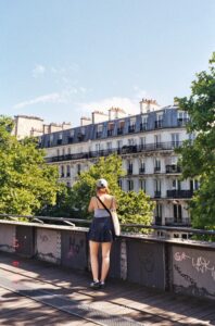 travel guide paris