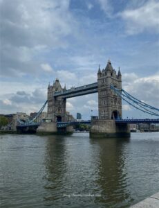 One direction London Bridge