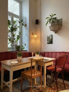 vienna burggasse cafe