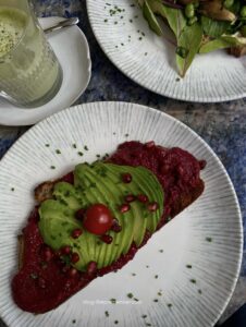 brunch vienna cafe vegan friendly, seasonal